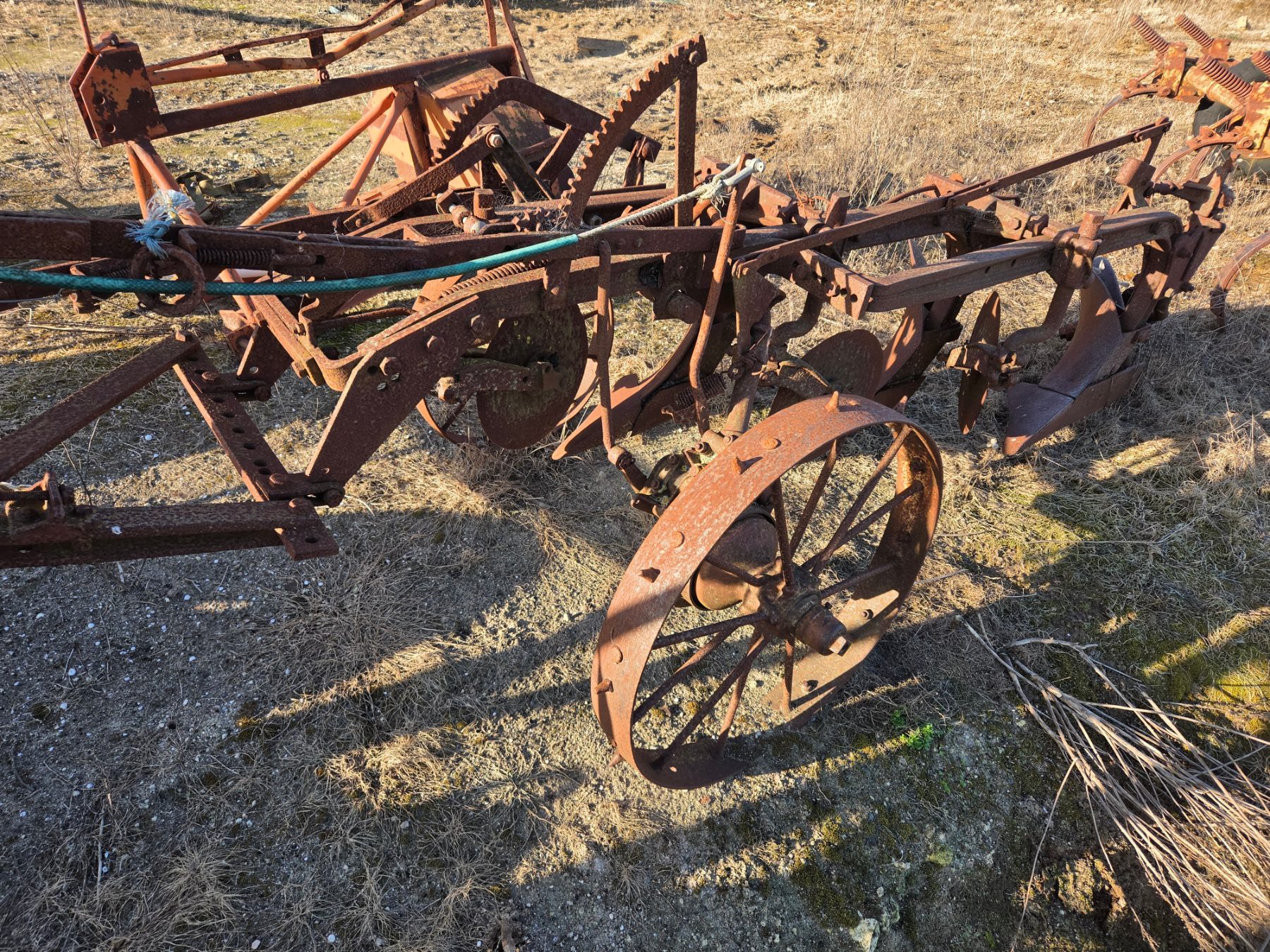 Garden Art 3 Furrow Plough - photo 1