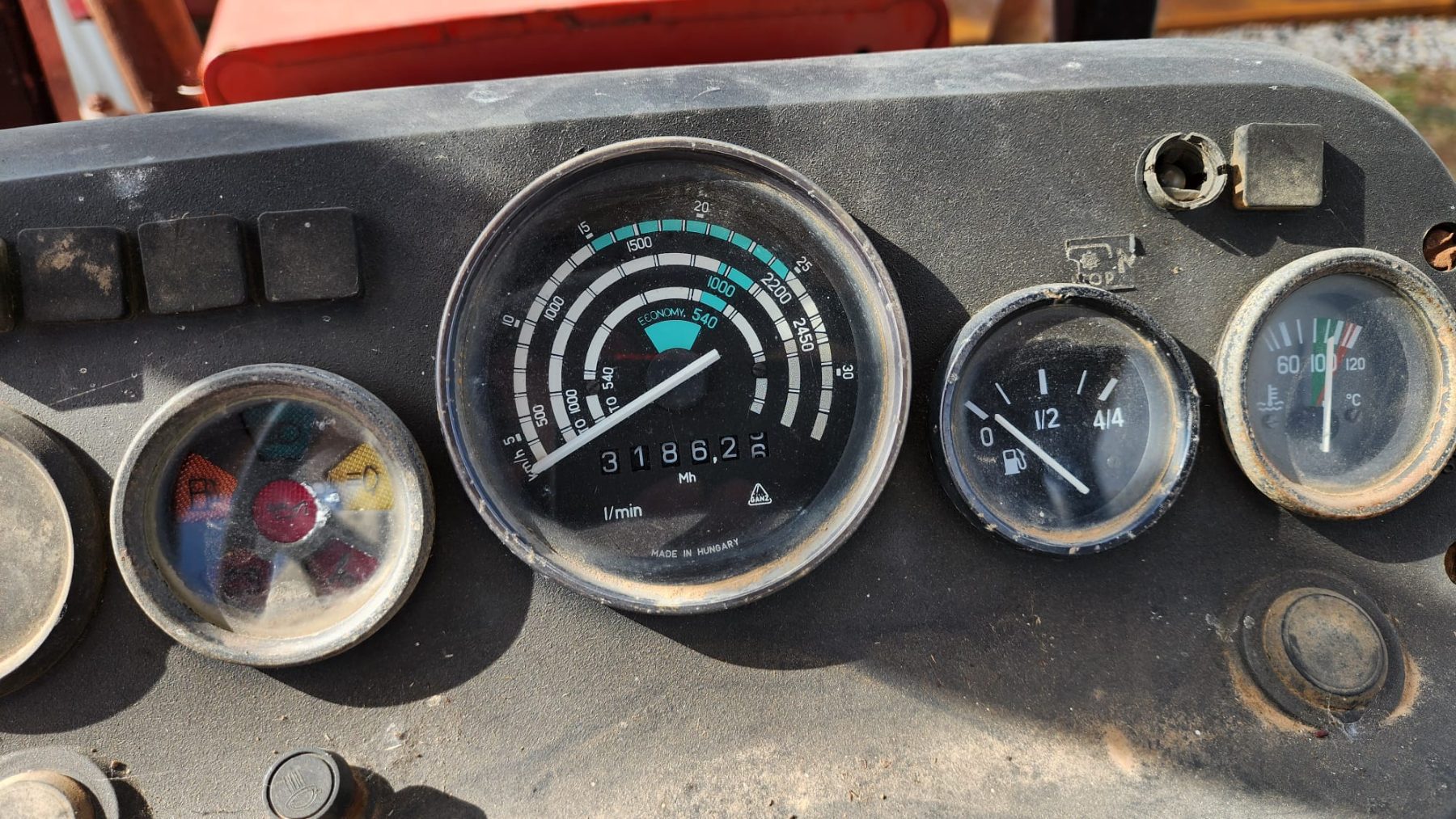Used - 1995 - Zetor 6211 - 2WD - photo 6