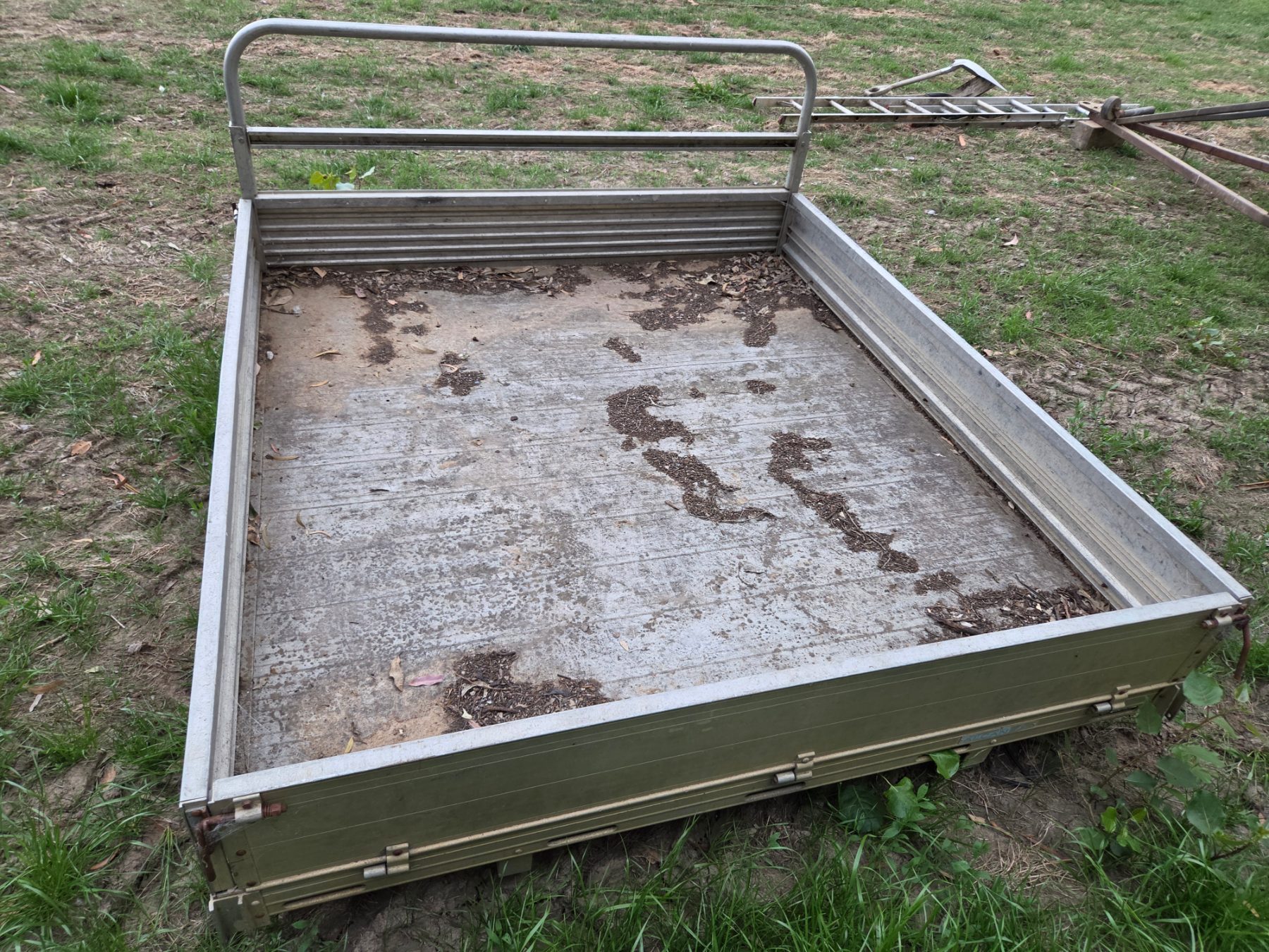 Used - Alloy Dropside Ute Tray - photo 3