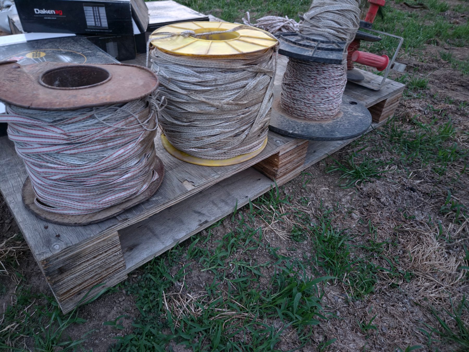 Used - Assorted Hotwire Tape & Wind-up Reel - photo 3