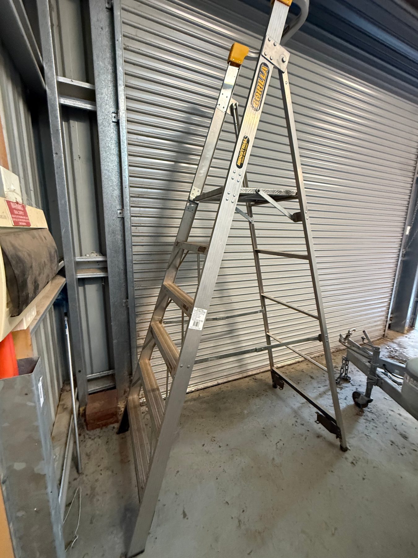1.8m Gorilla platform ladder