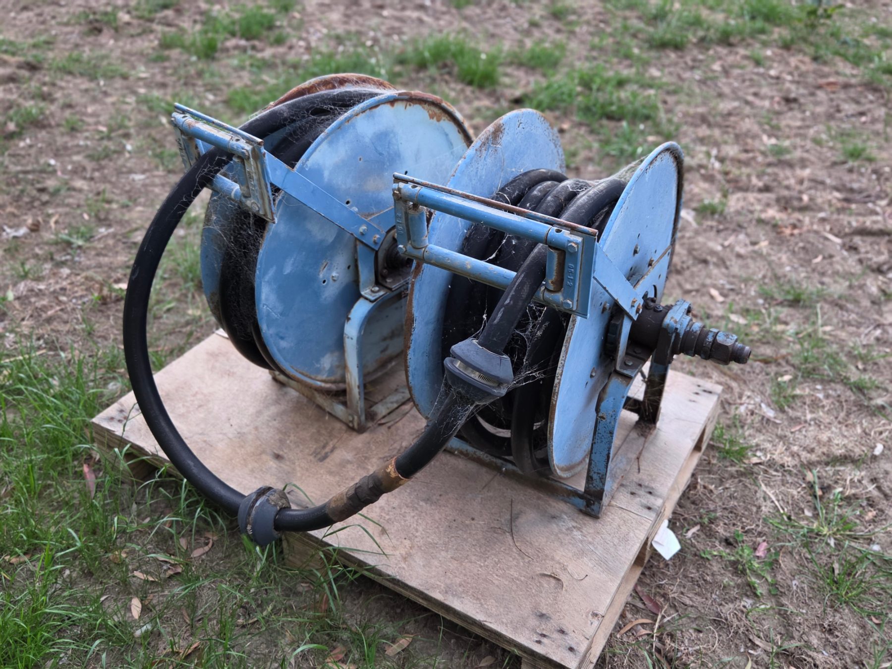 Used - 2x Retractable Fuel Hose Reels - photo 3