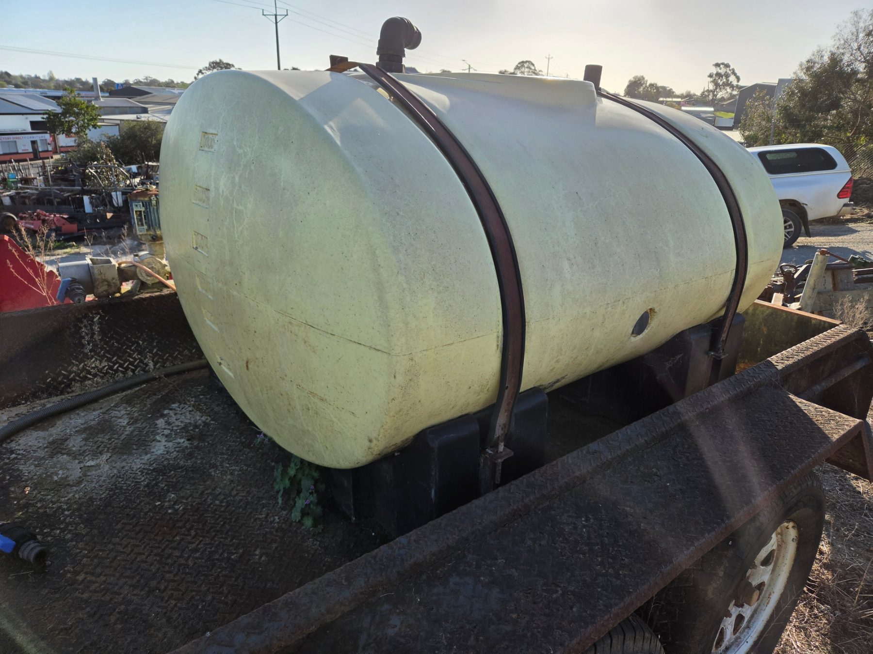 1,500 Ltr Team Poly Tank. - photo 2