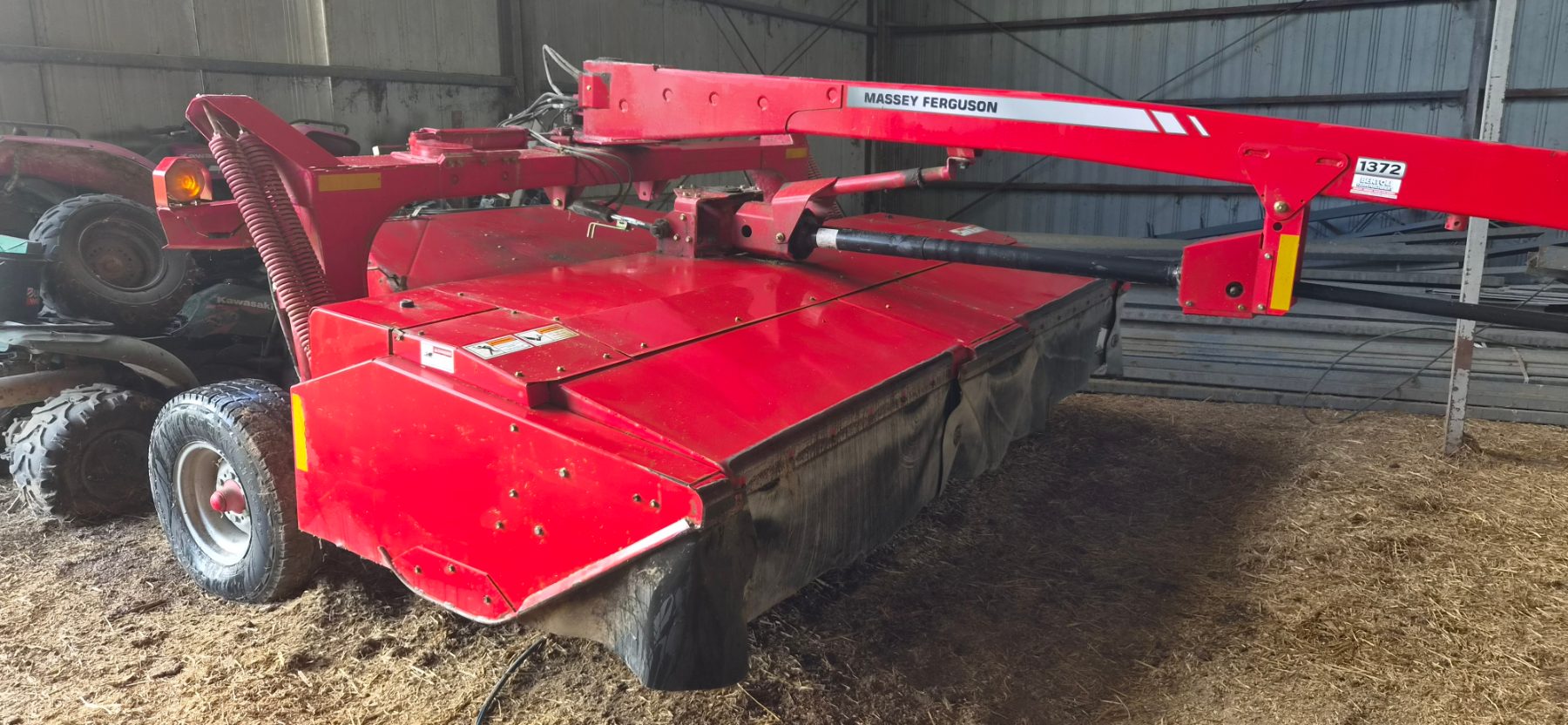 2010 Massey Ferguson 1372 Mower Conditioner - photo 3