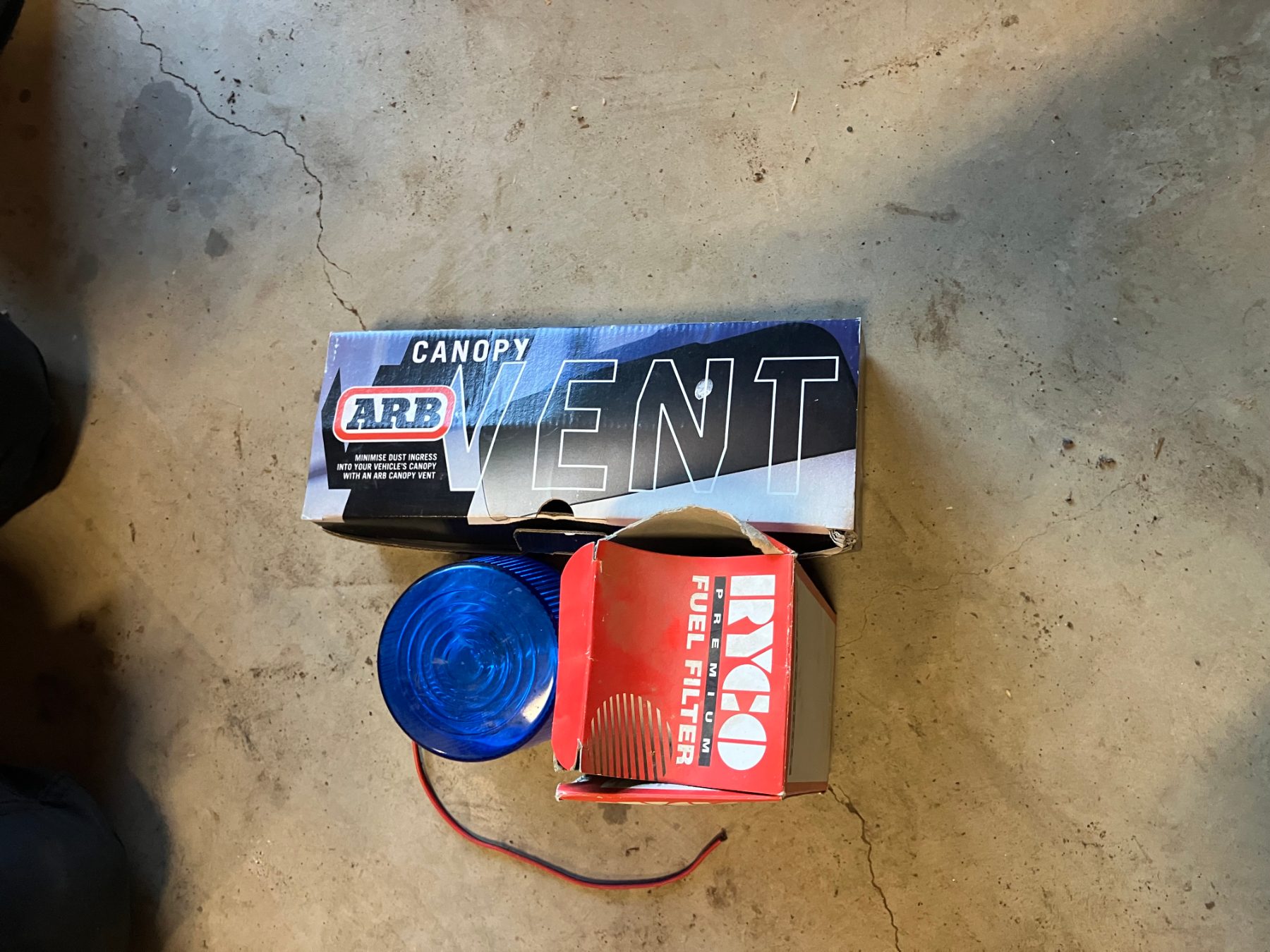 Canopy vent, Ryco fuel filter, and flashing light