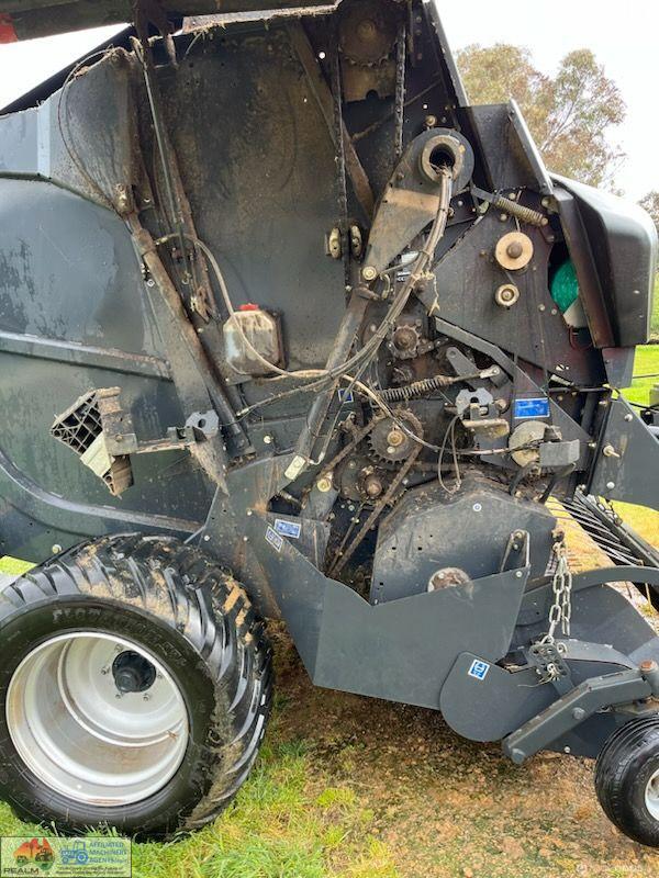 2017 Kuhn VB-2295 Round Baler - photo 7