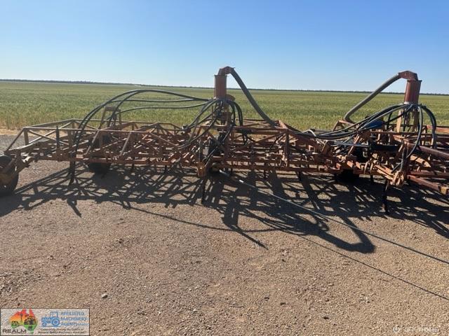 T 220 - Gyral Seeder zero till - 54 f - - photo 22