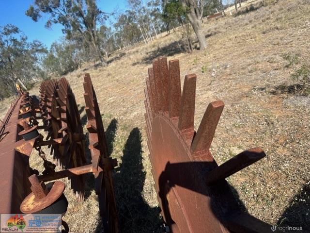 Pedrick 8 wheel stick rake - They don't come any better one owner only done 3000 acres - photo 4