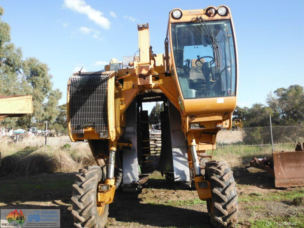 Pellenc 3300 Grape Harvester ~ (REDUCED to Clear) - photo 4