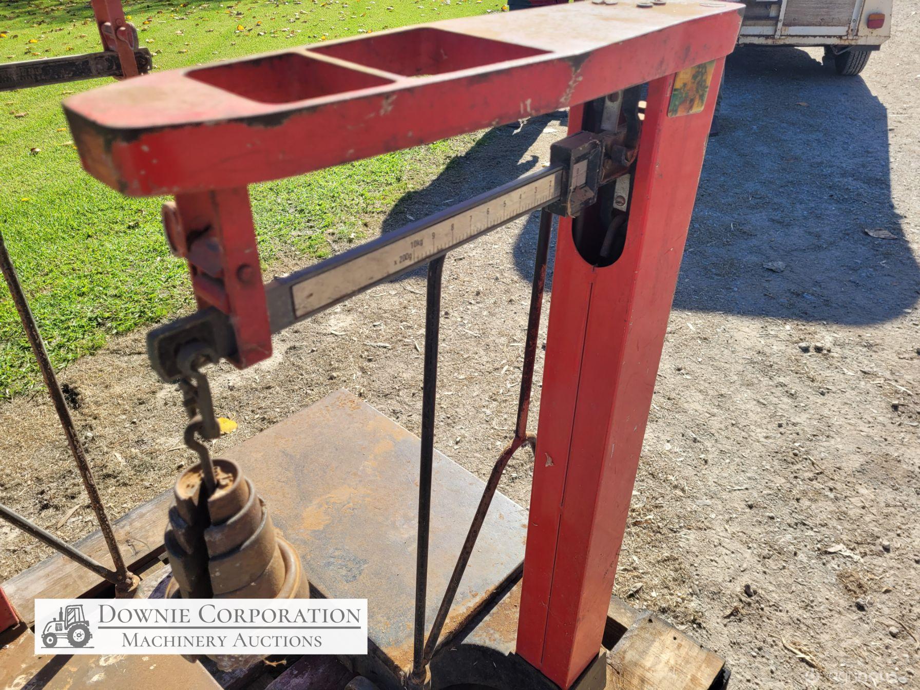 Avery Scales (Australian Made)