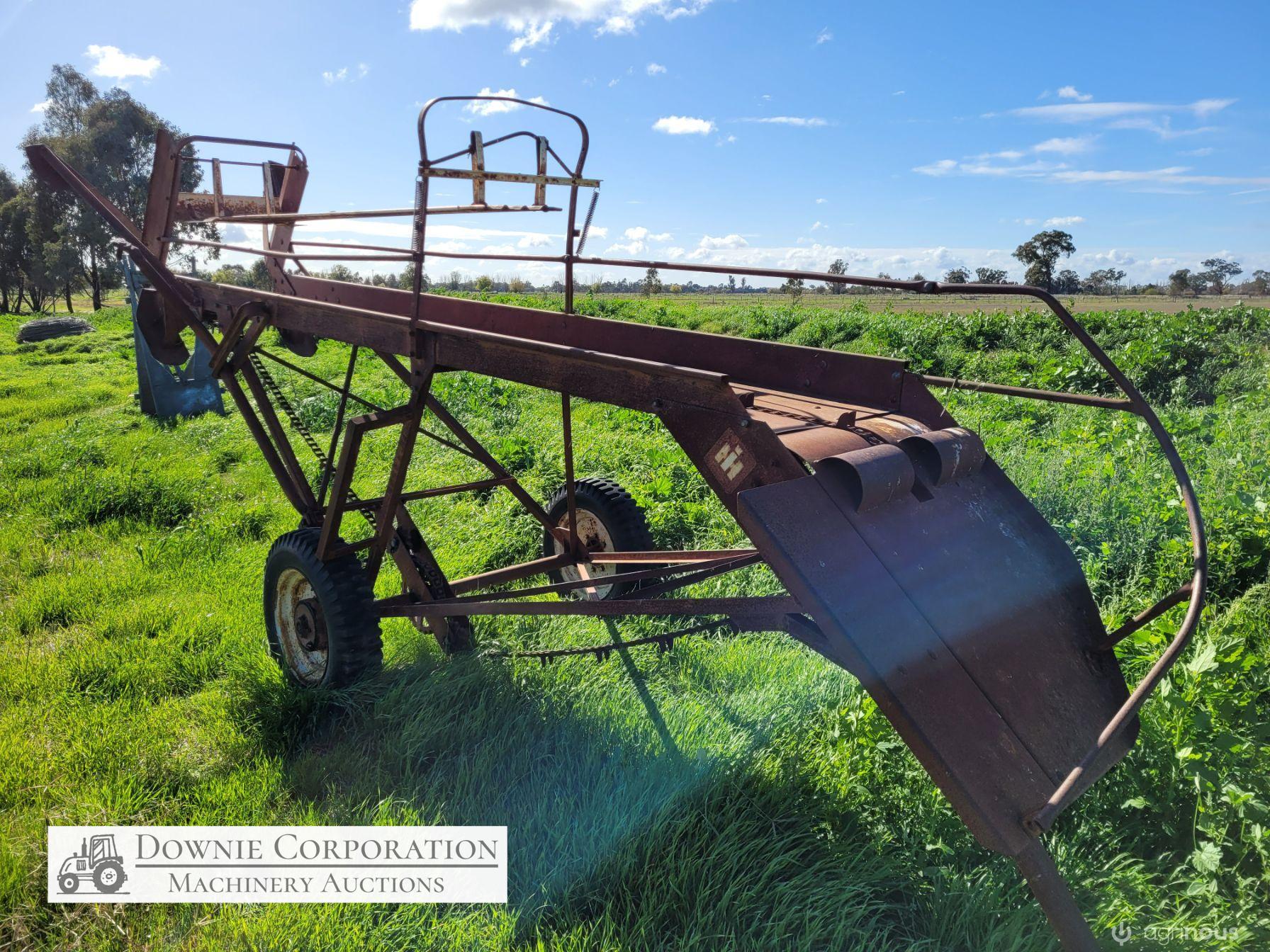 McCormack IH 19-2 Bale Loader - photo 9