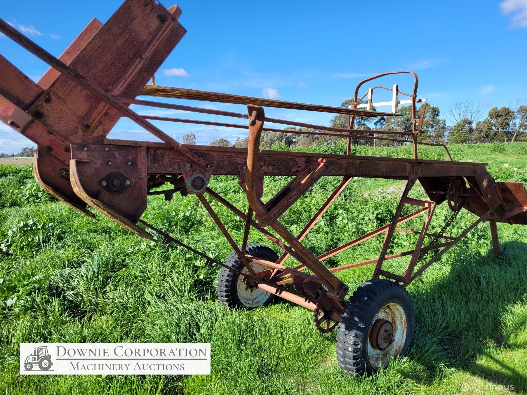 McCormack IH 19-2 Bale Loader - photo 5