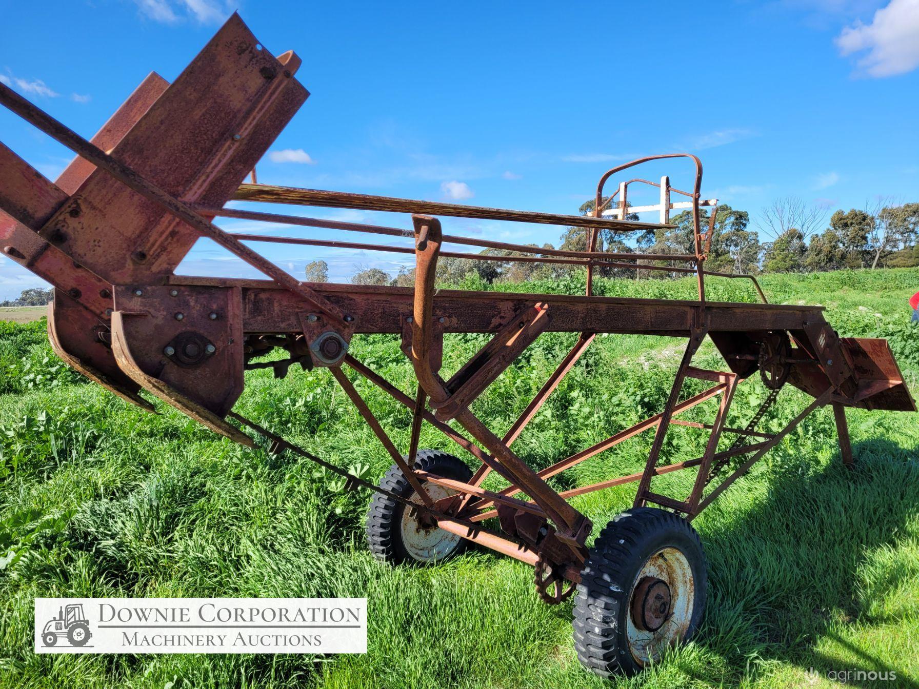 McCormack IH 19-2 Bale Loader - photo 7