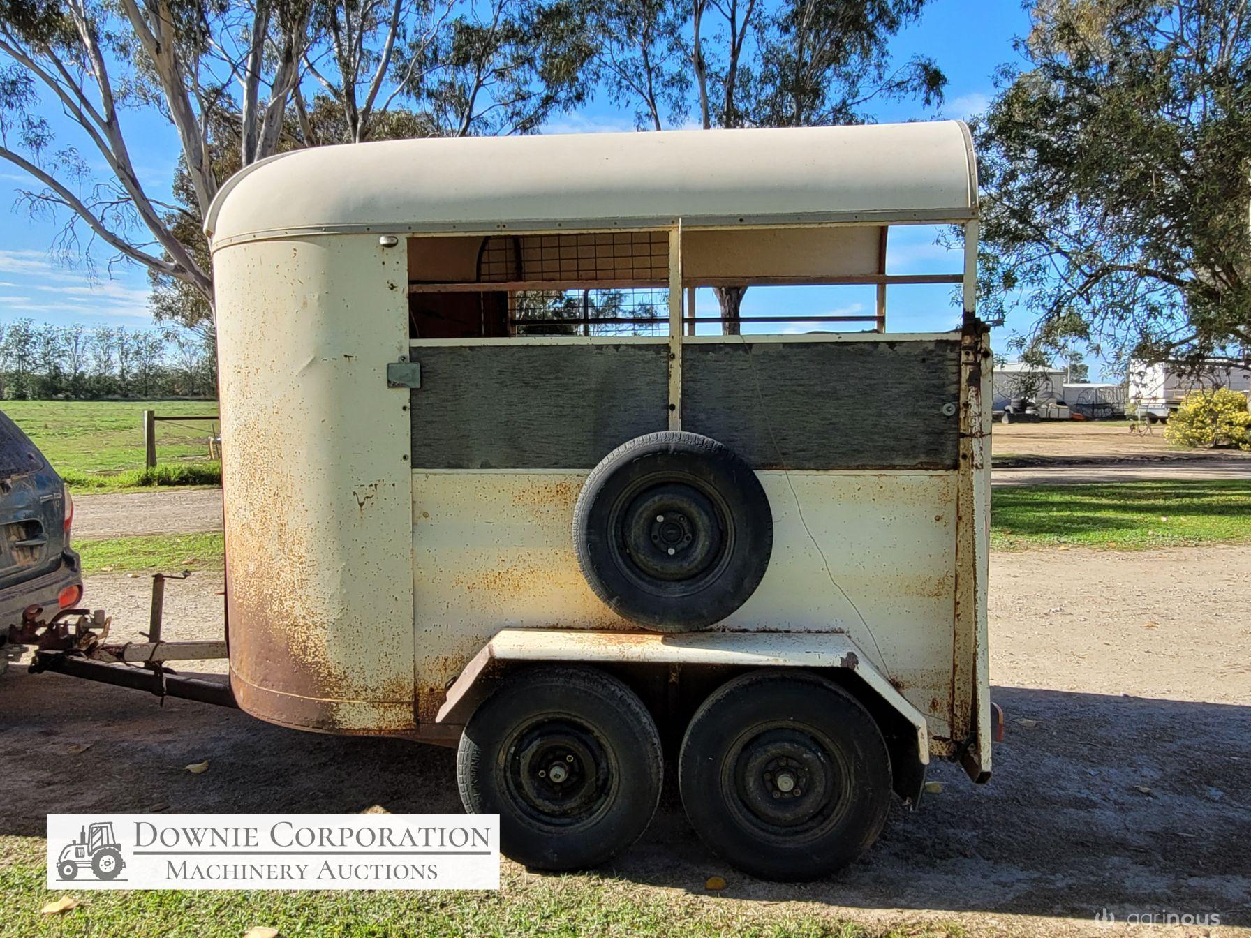 Double Horse Float - photo 24