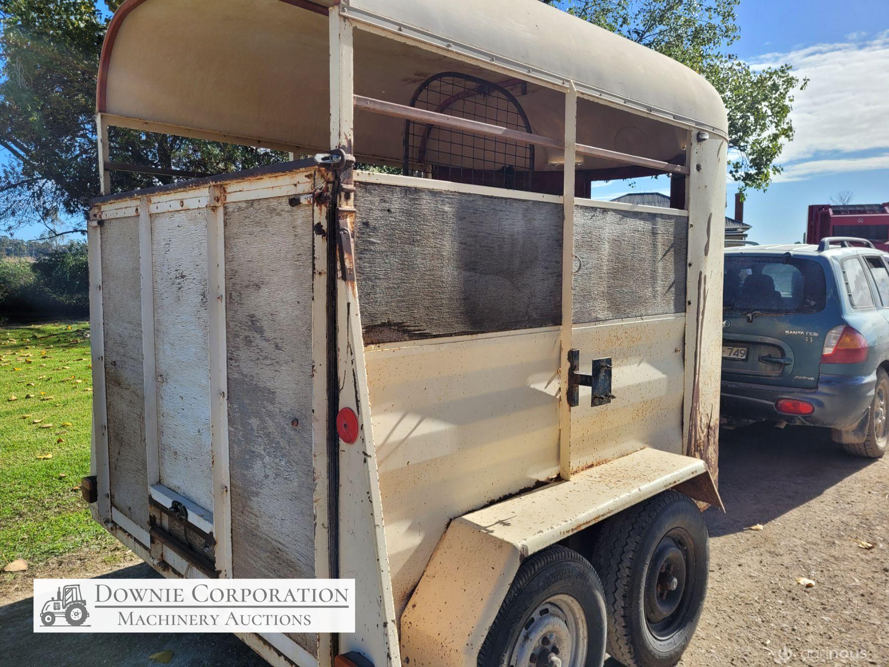 Double Horse Float - photo 18