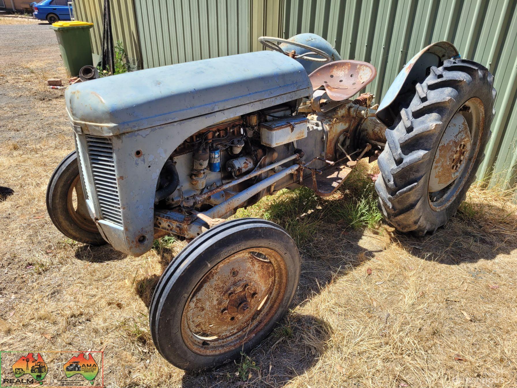 Ferguson TEA-20 "Grey Fergie" Tractor - photo 6