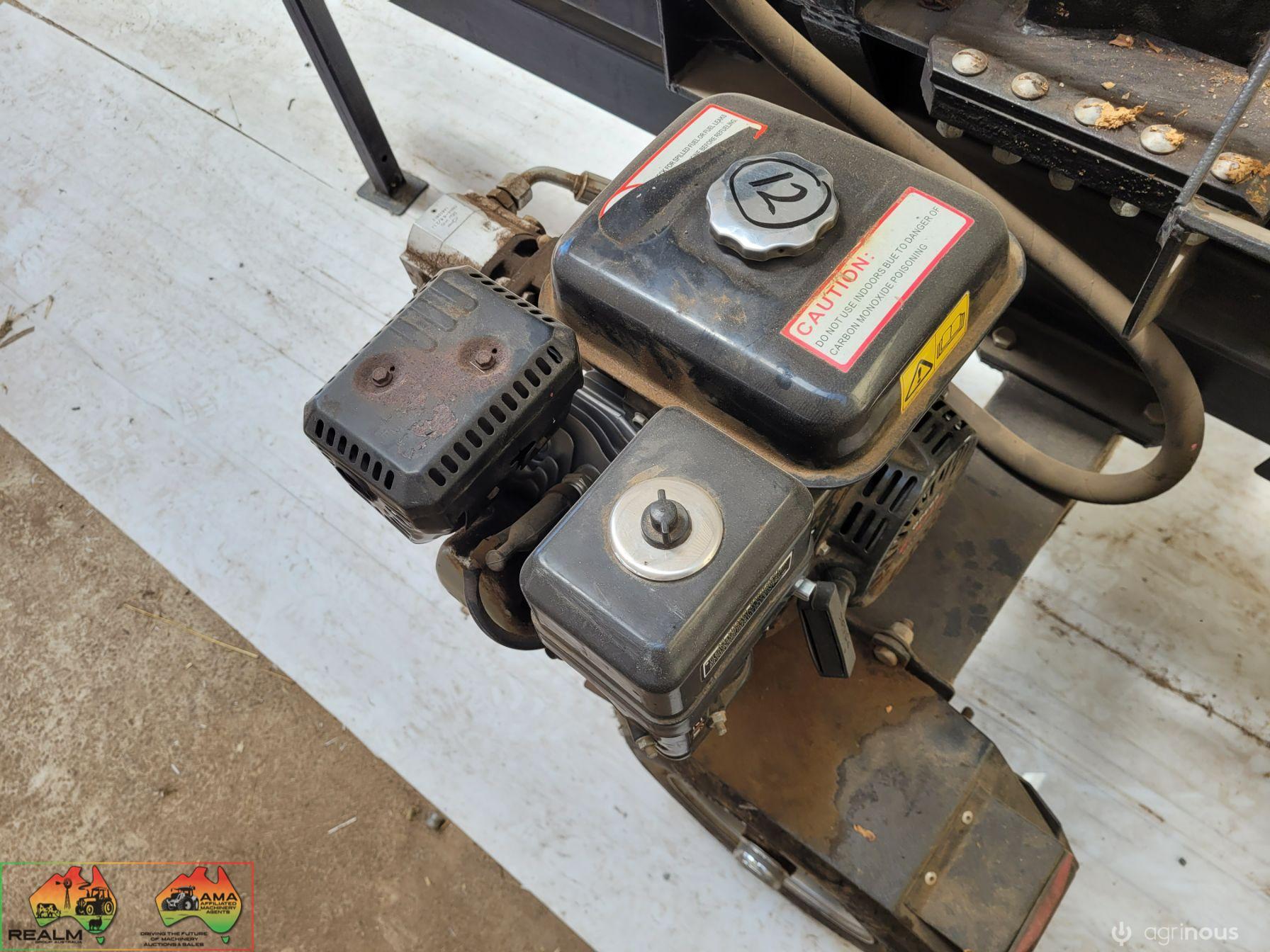 Near New 25ton Hyd. Wood Splitter - photo 8