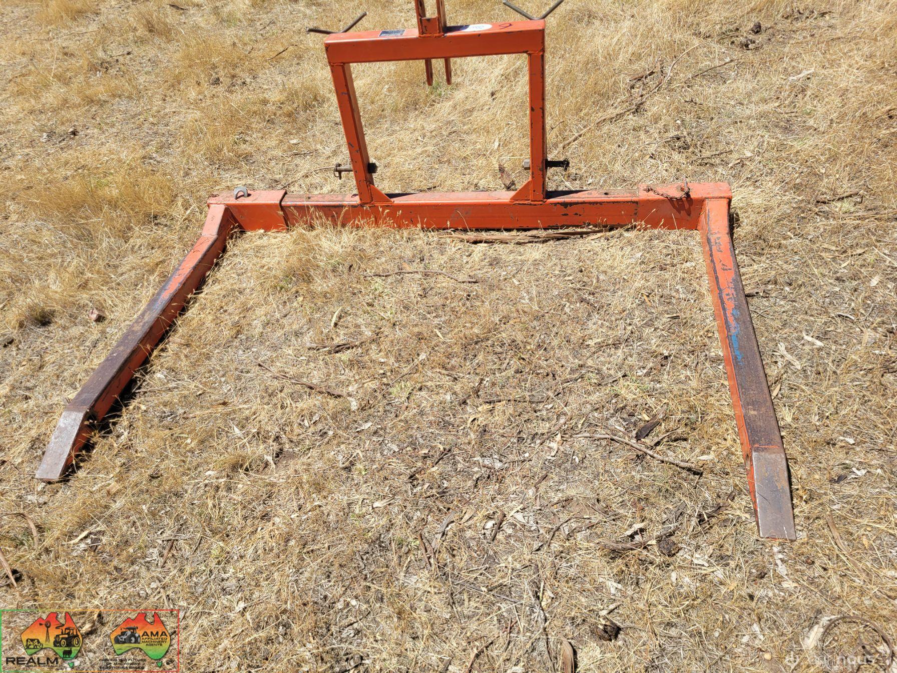 Daken 3pl Hay Feed-out Forks - photo 2
