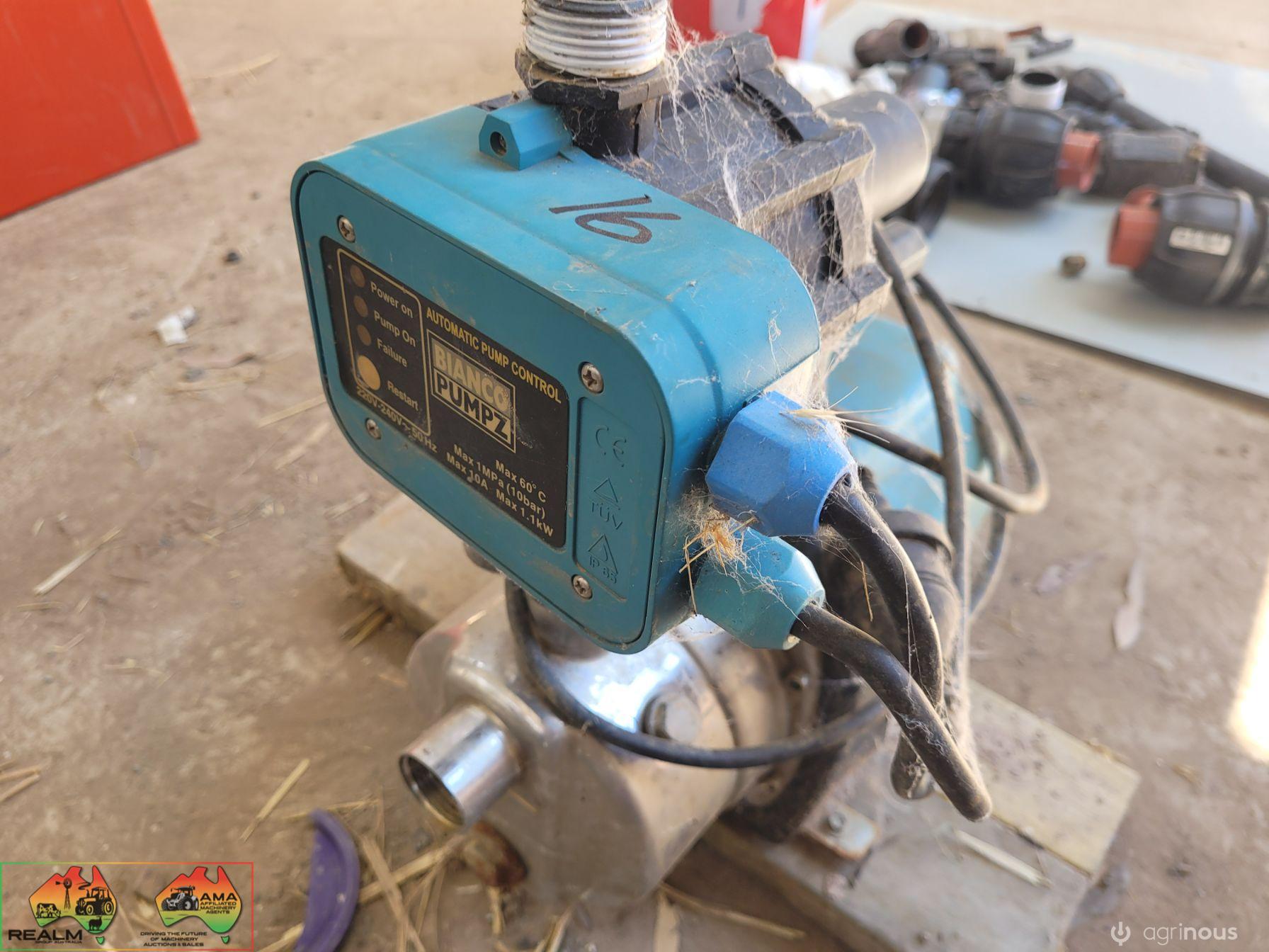 Bianco Domestic Pressure Pump (Working Cond.) - photo 2