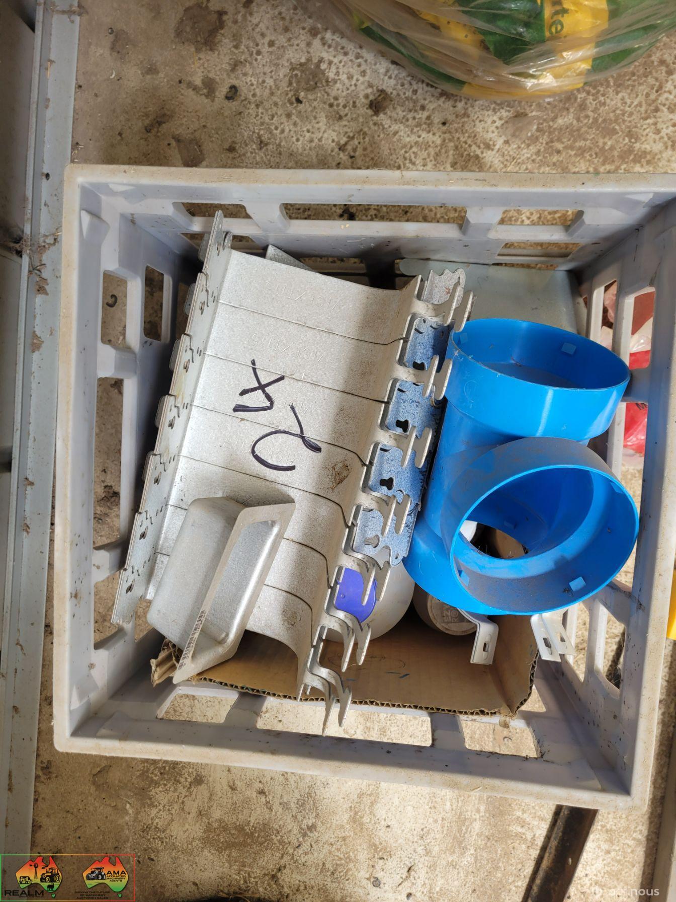 Assorted Spouting Brackets & Downpipe Fittings - photo 3