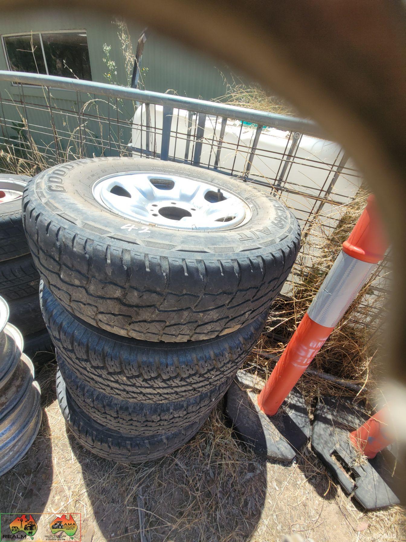4x Holden Colorado Rims & Tyres