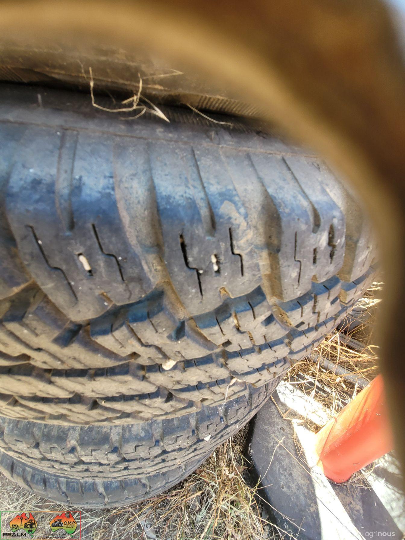 4x Holden Colorado Rims & Tyres - photo 3