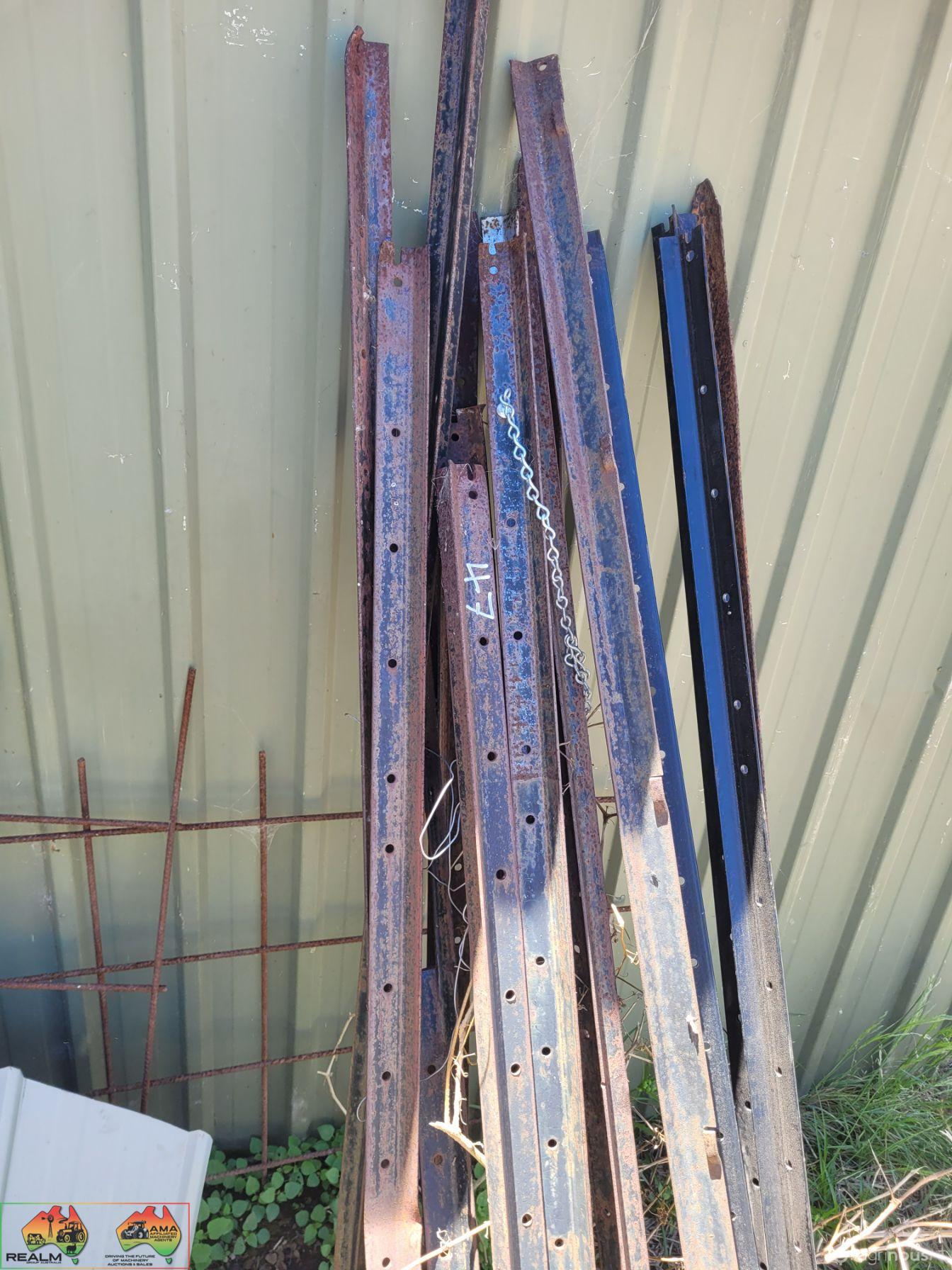 16x Assorted Steel "Star Picket" Posts (3 New Un-used)