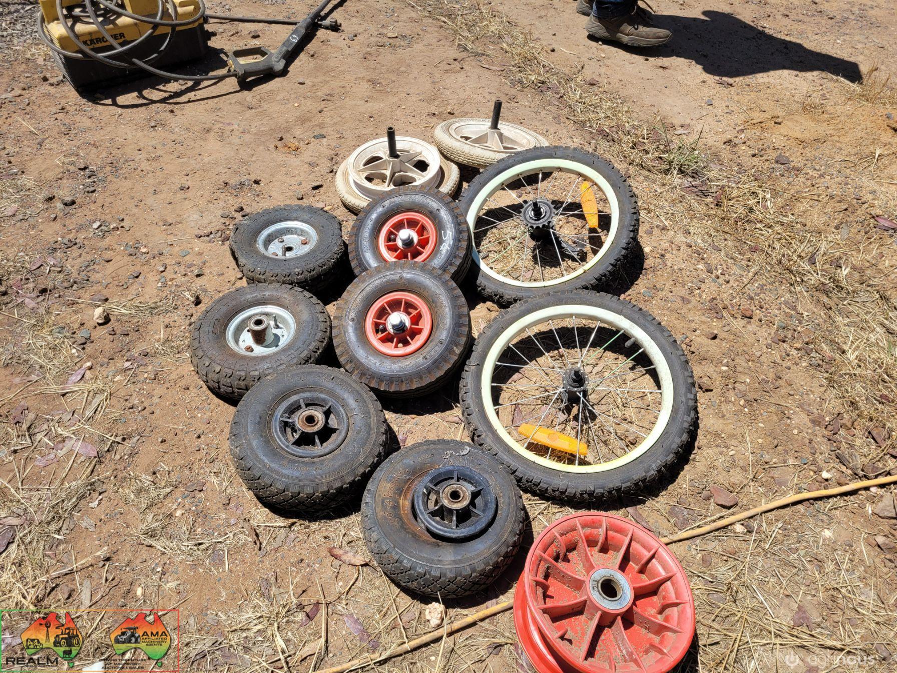 Assorted Trolly & Bicycle Wheels - photo 3