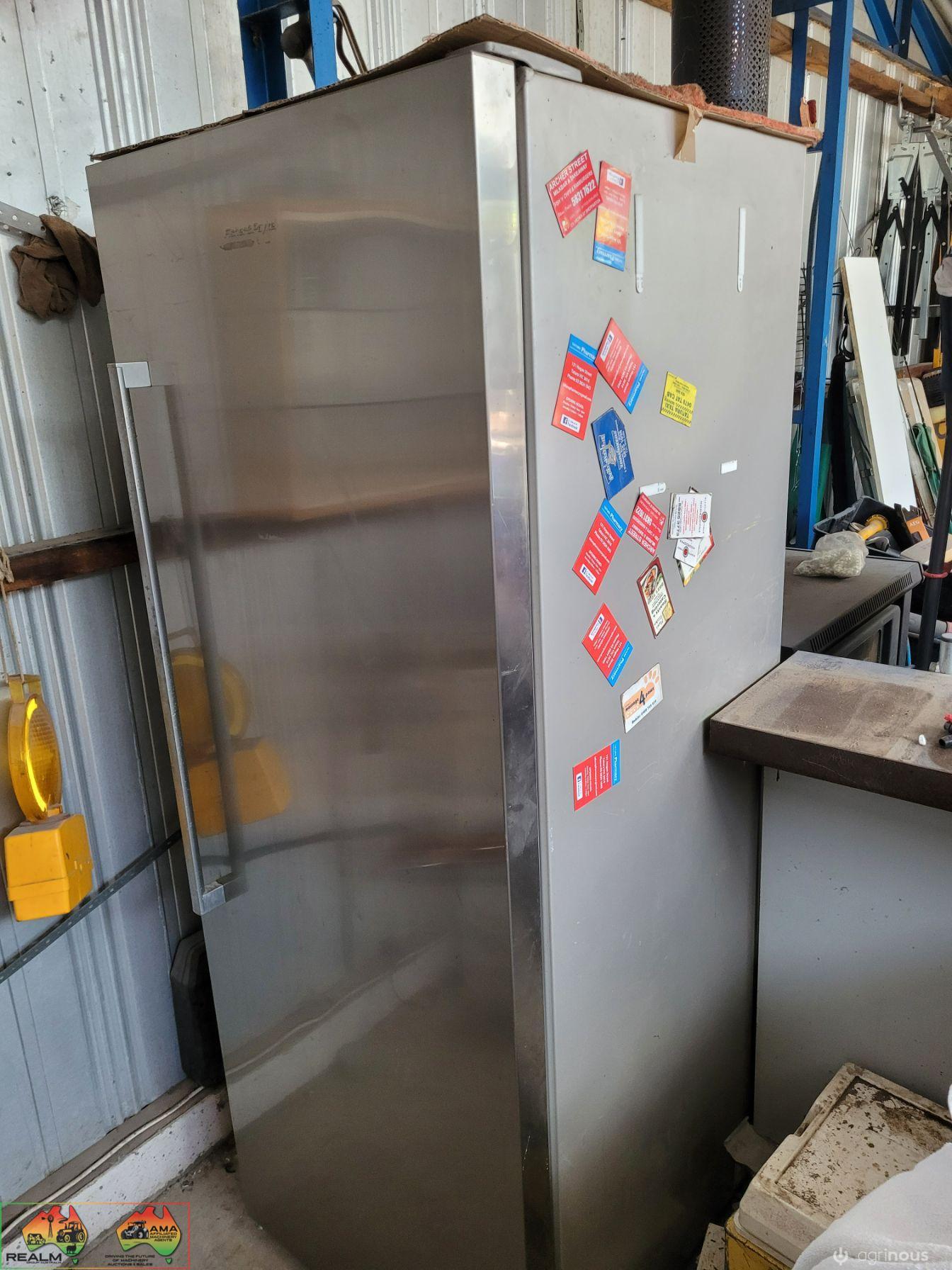 Fischer & Paykel Fridge (Clean & Good Working Cond.) - photo 3