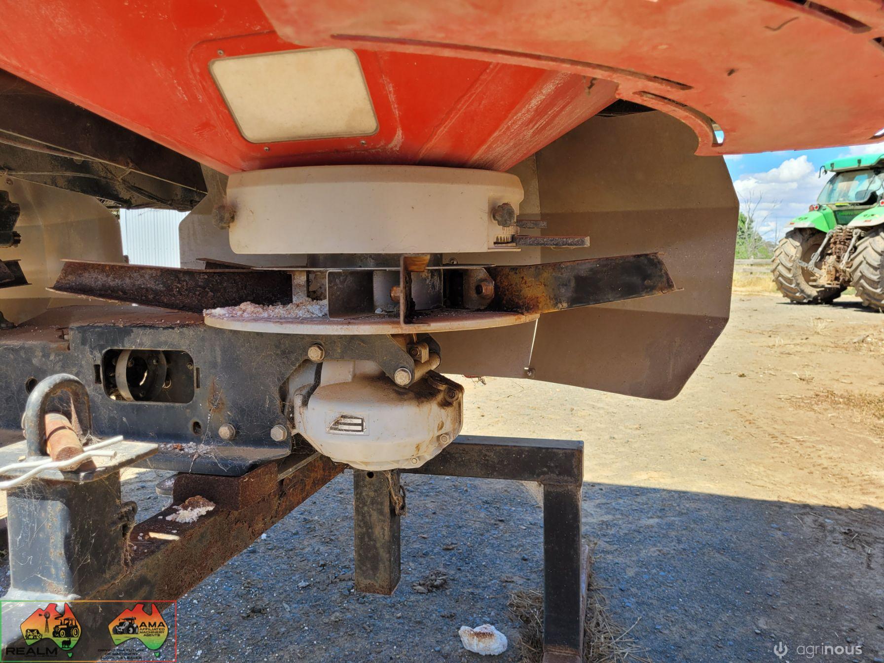 3pl Vicon RO-EDW Rota-Flow Twin Spreader - photo 10