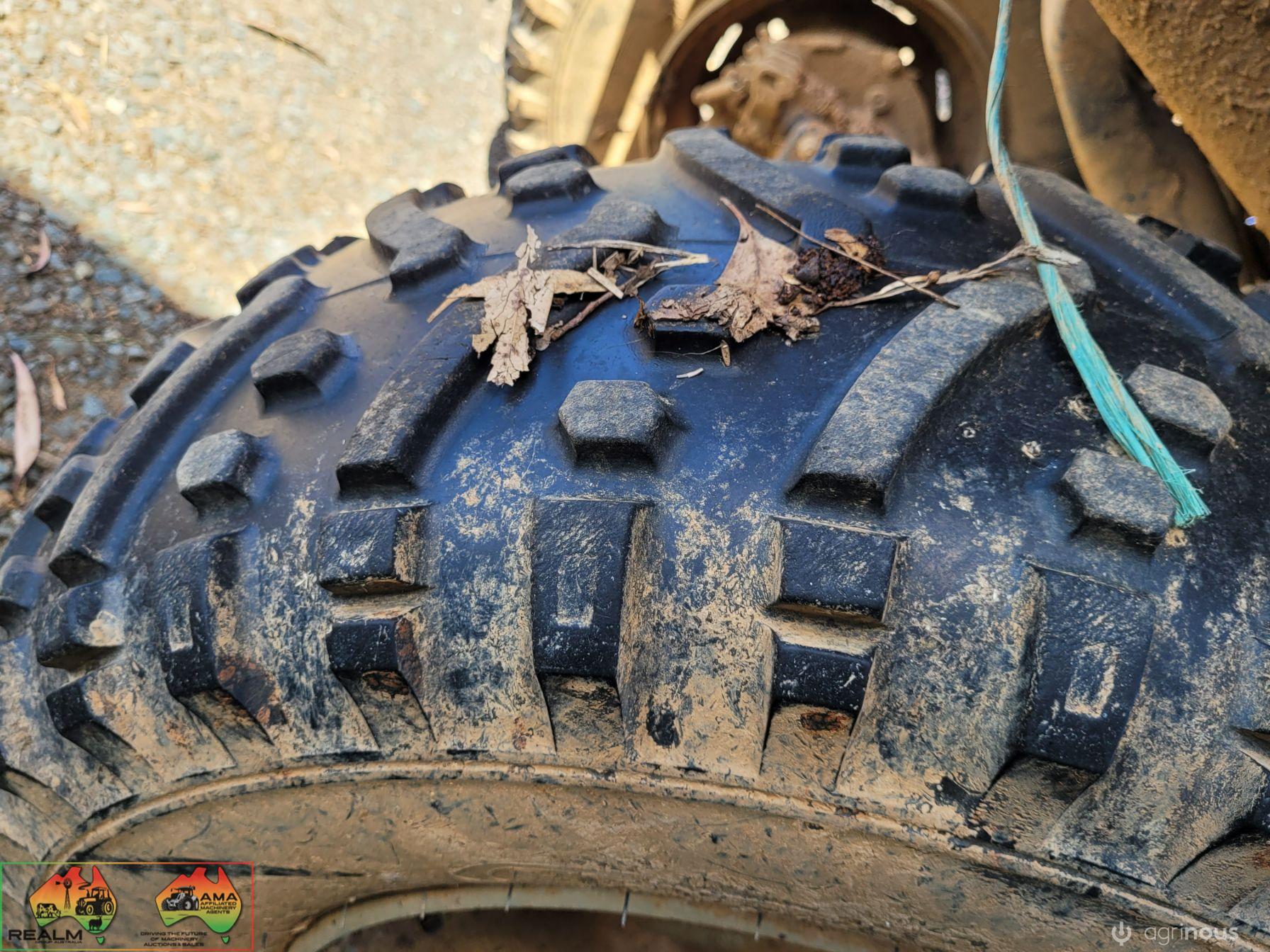 Yamaha 350 Grizzly 2WD Quad Bike - photo 8