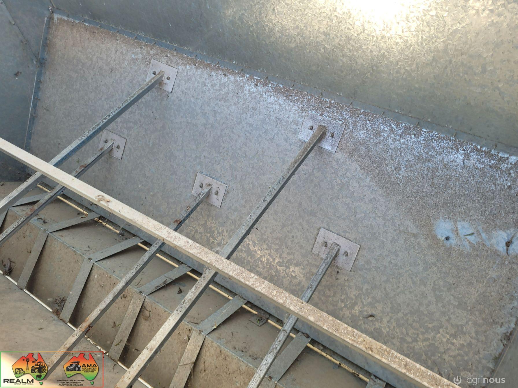 Universal Grain Feeder - photo 5