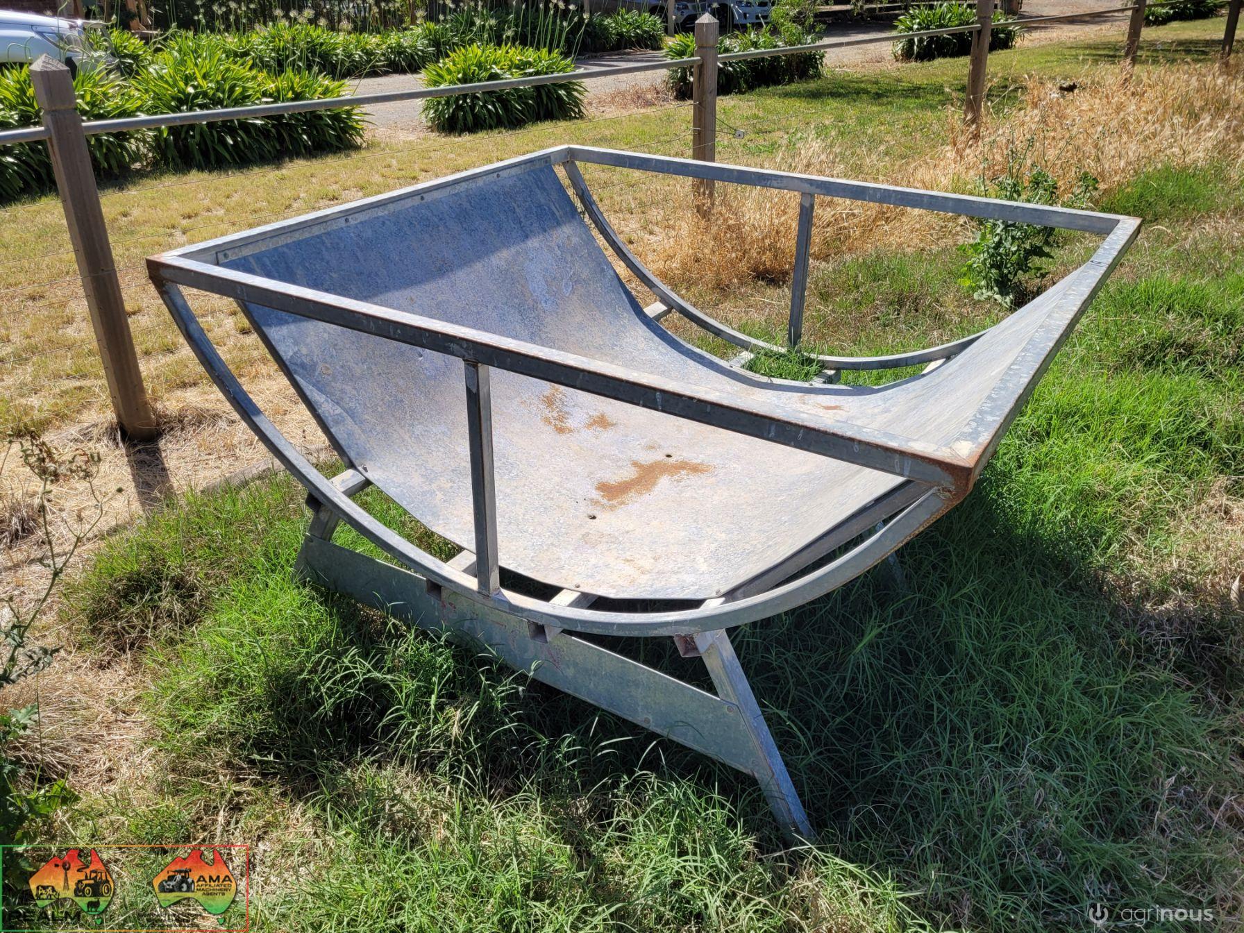 Paton Cattle Hay Cradle