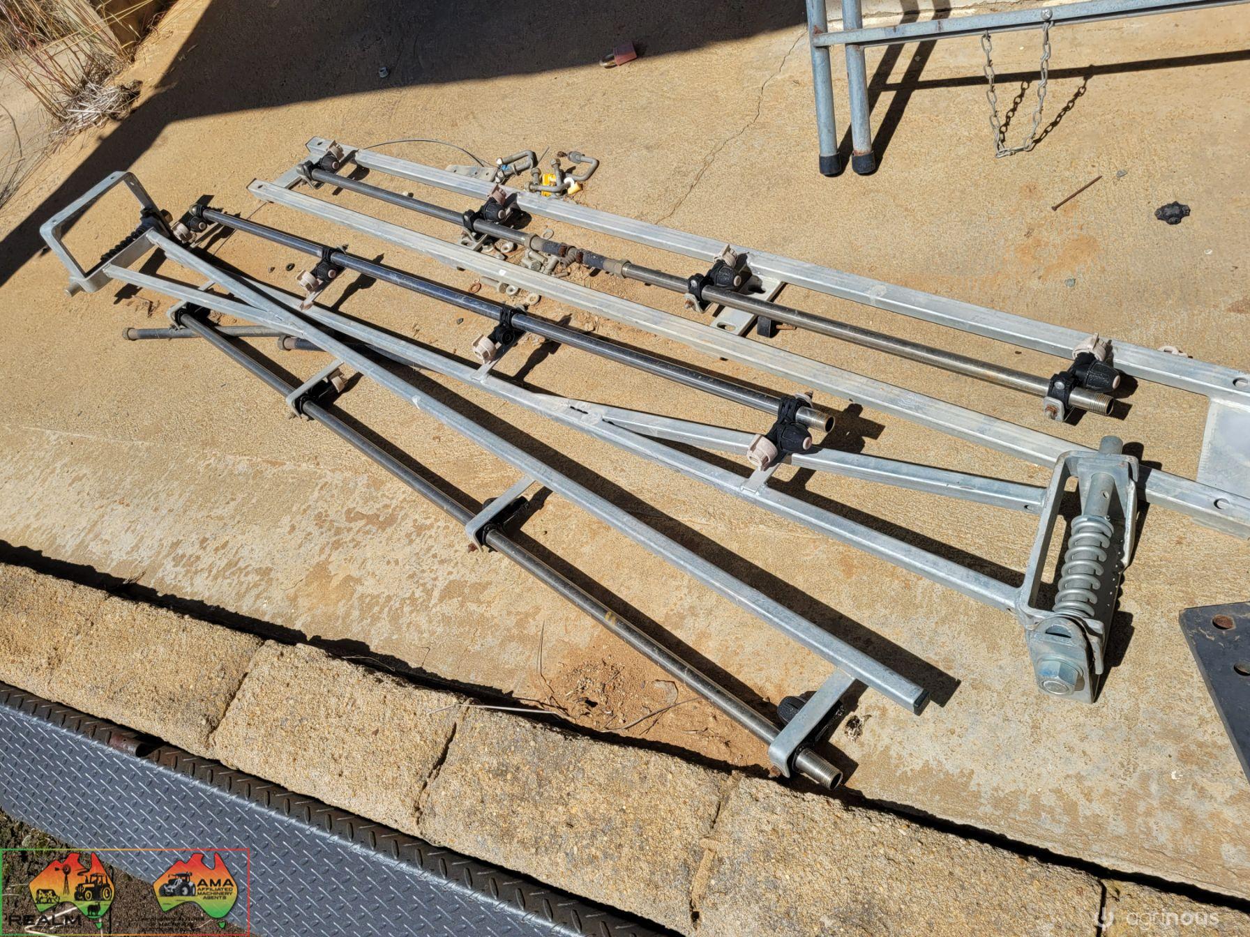 6m Galv. 3 Section Spray Boom (with fittings) - photo 6