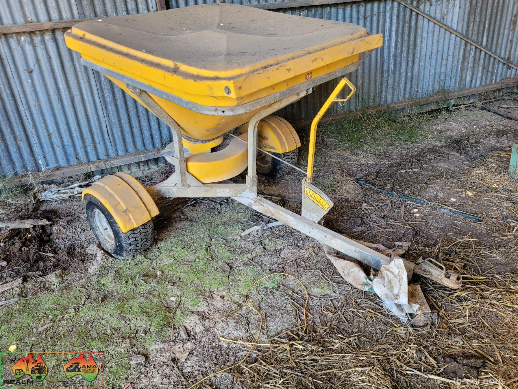 Aitchison "Agri-Spred" Trailing Spreader - photo 3