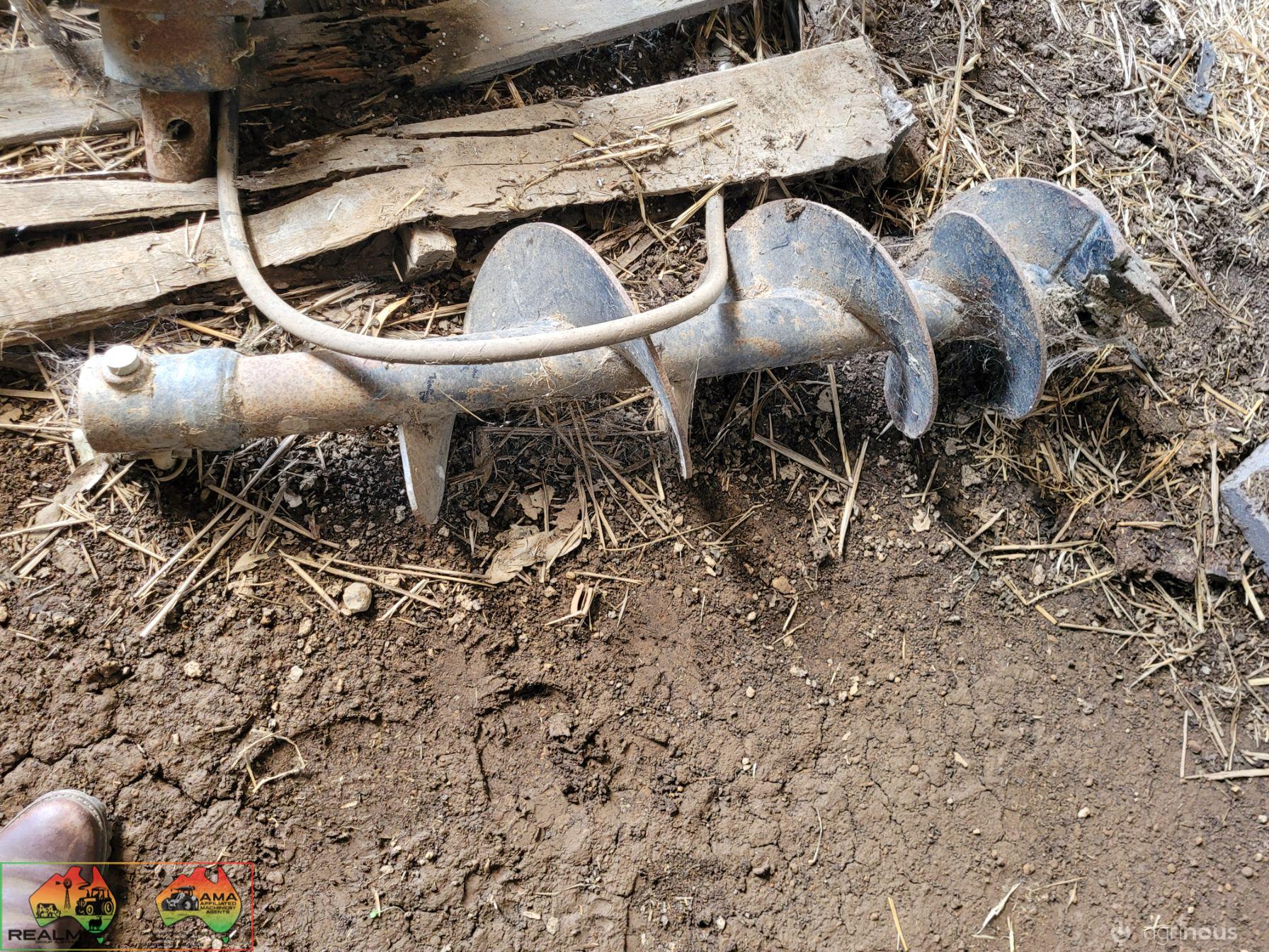 Digga FEL Post Hole Auger - photo 6