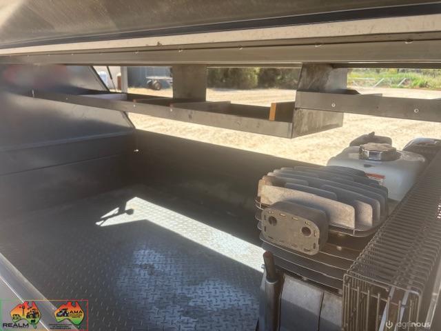 Tradesman’s lock up Trailer - ( The Compressor dos not go with it ) - photo 6