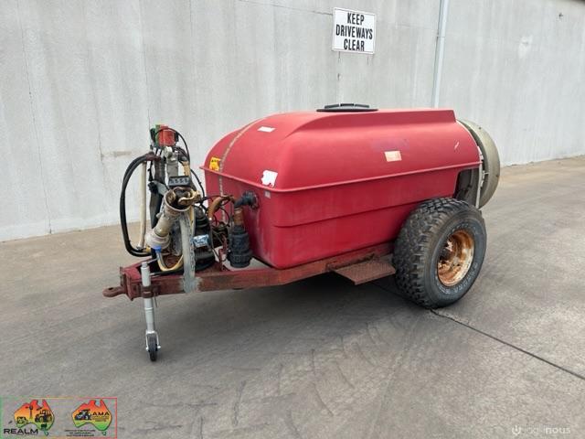 1500 lt silvan air blast sprayer  Electric controls