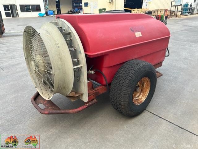 1500 lt silvan air blast sprayer  Electric controls - photo 3