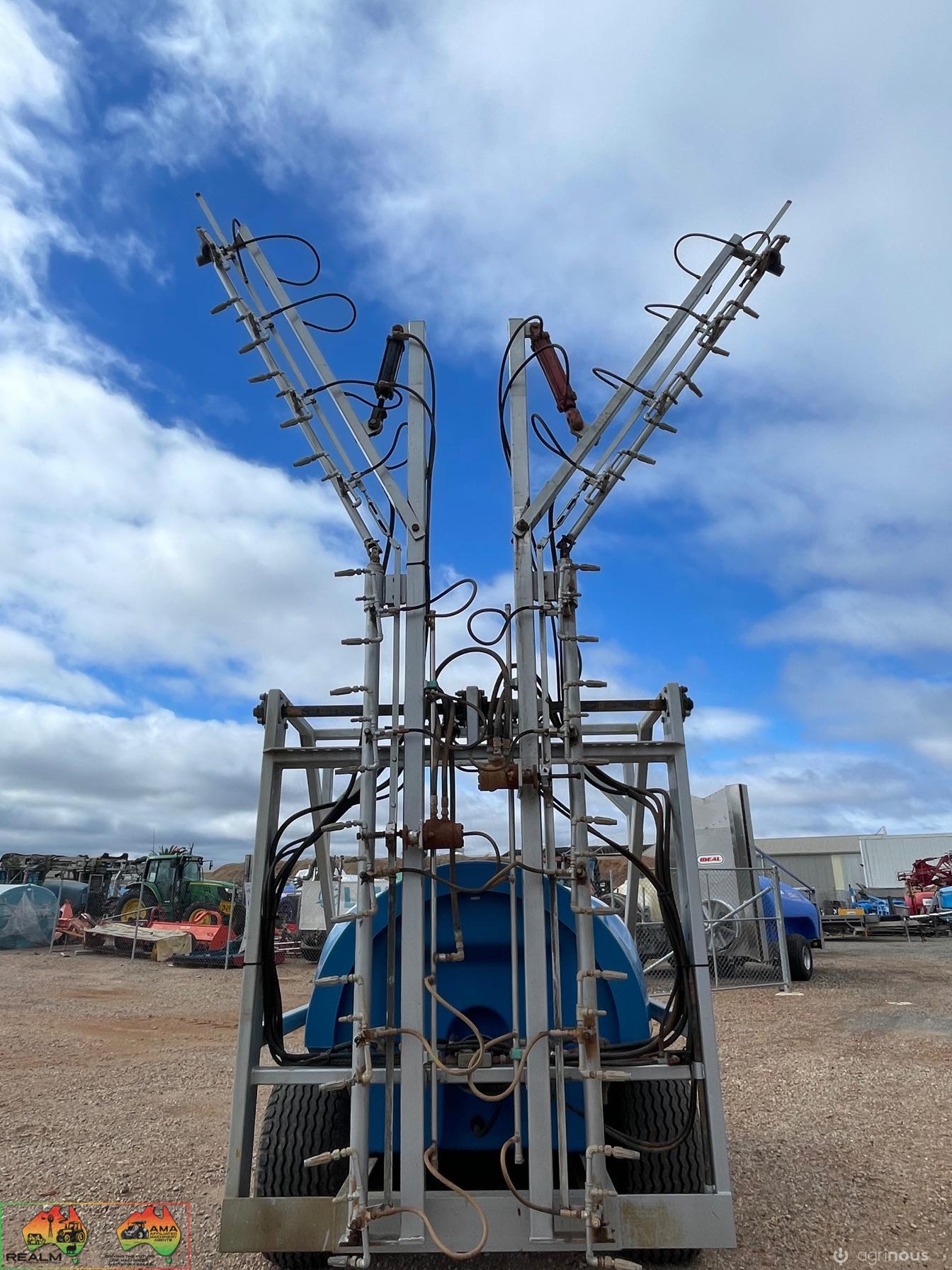 Twin pumps  IDS 2000 200 LMP - photo 4