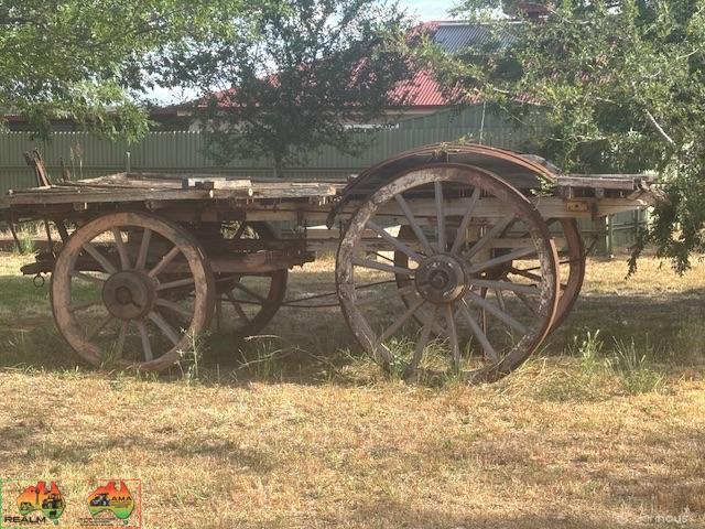 Horse drawn Wagon - photo 4