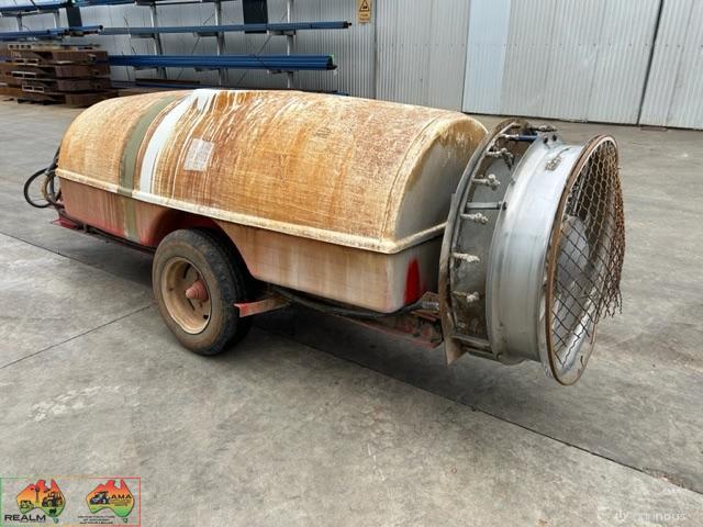 2000 L,  Croplands airblast Sprayer