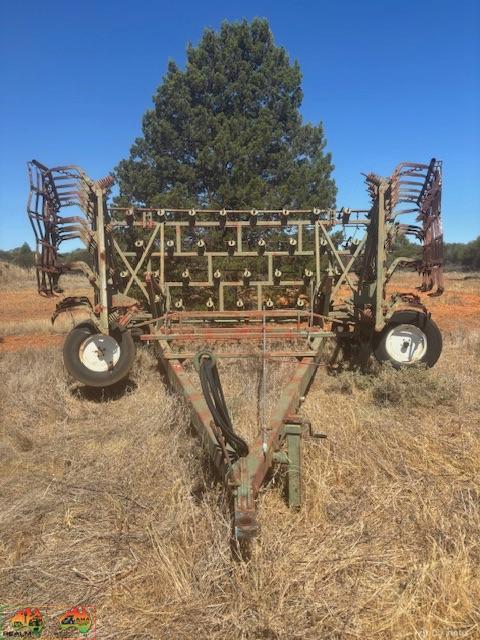 Wideline Cultivator - approximately 11 m wide - photo 4