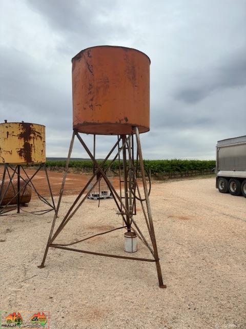 Diesel tank on High frame - photo 3