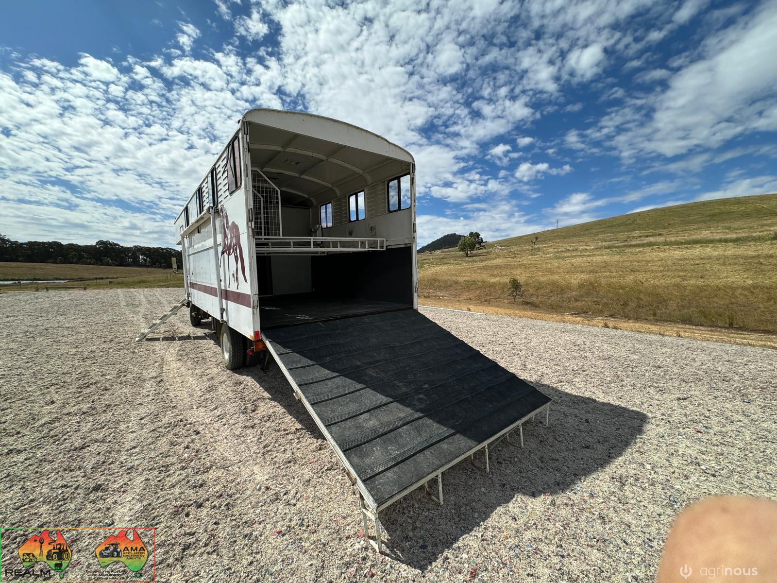 1988 Mitsubishi FK415 - Horse truck - photo 9