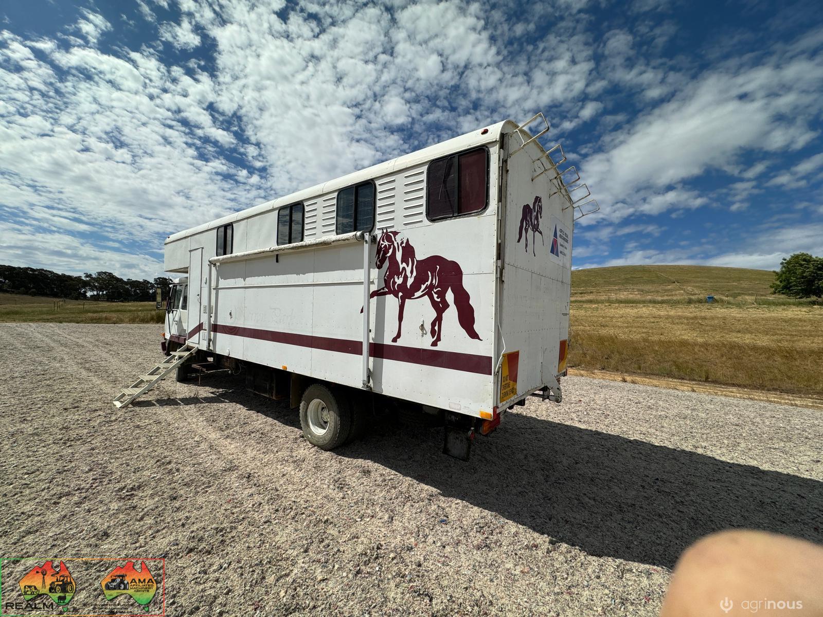 1988 Mitsubishi FK415 - Horse truck - photo 10