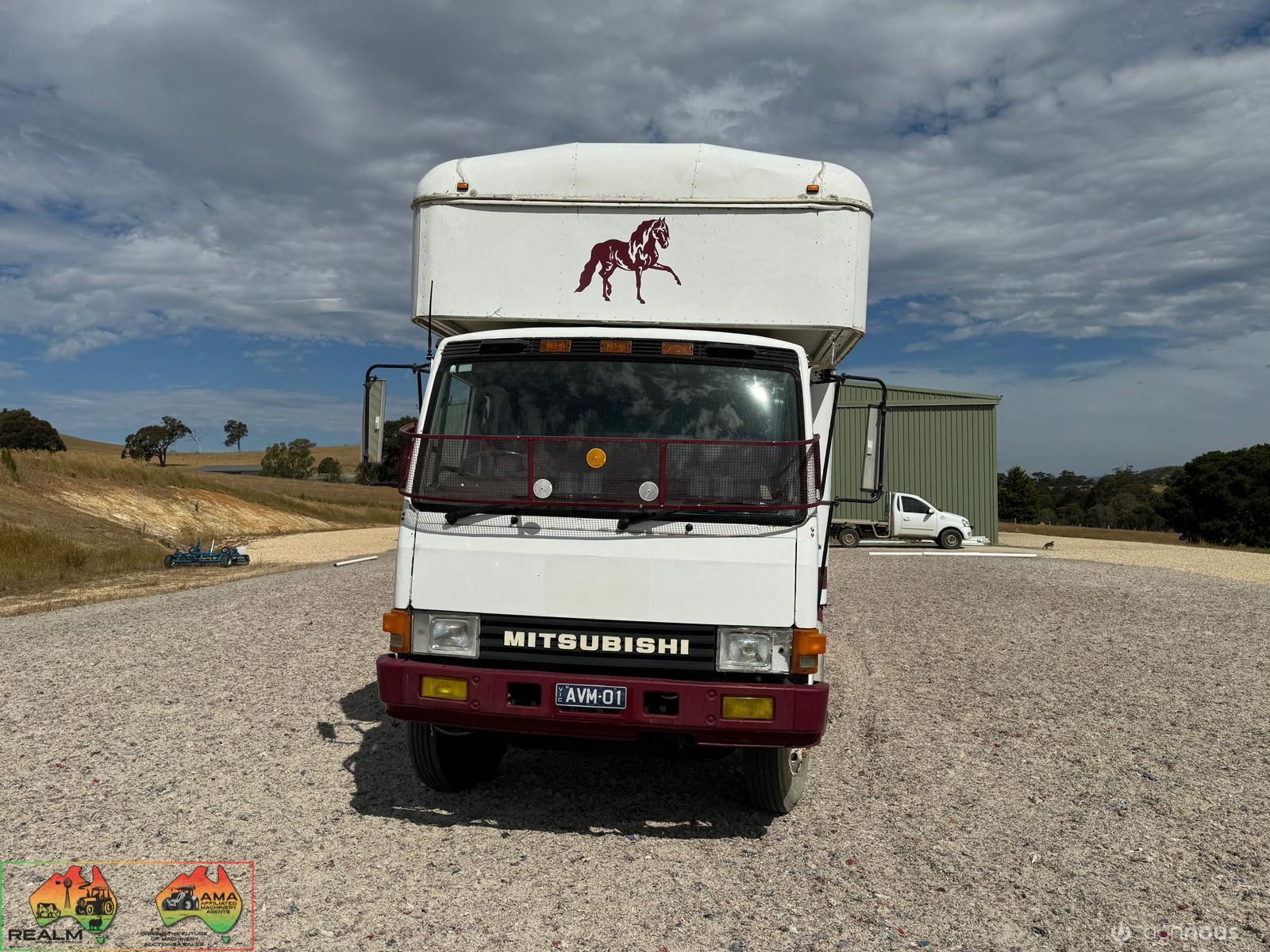 1988 Mitsubishi FK415 - Horse truck - photo 12