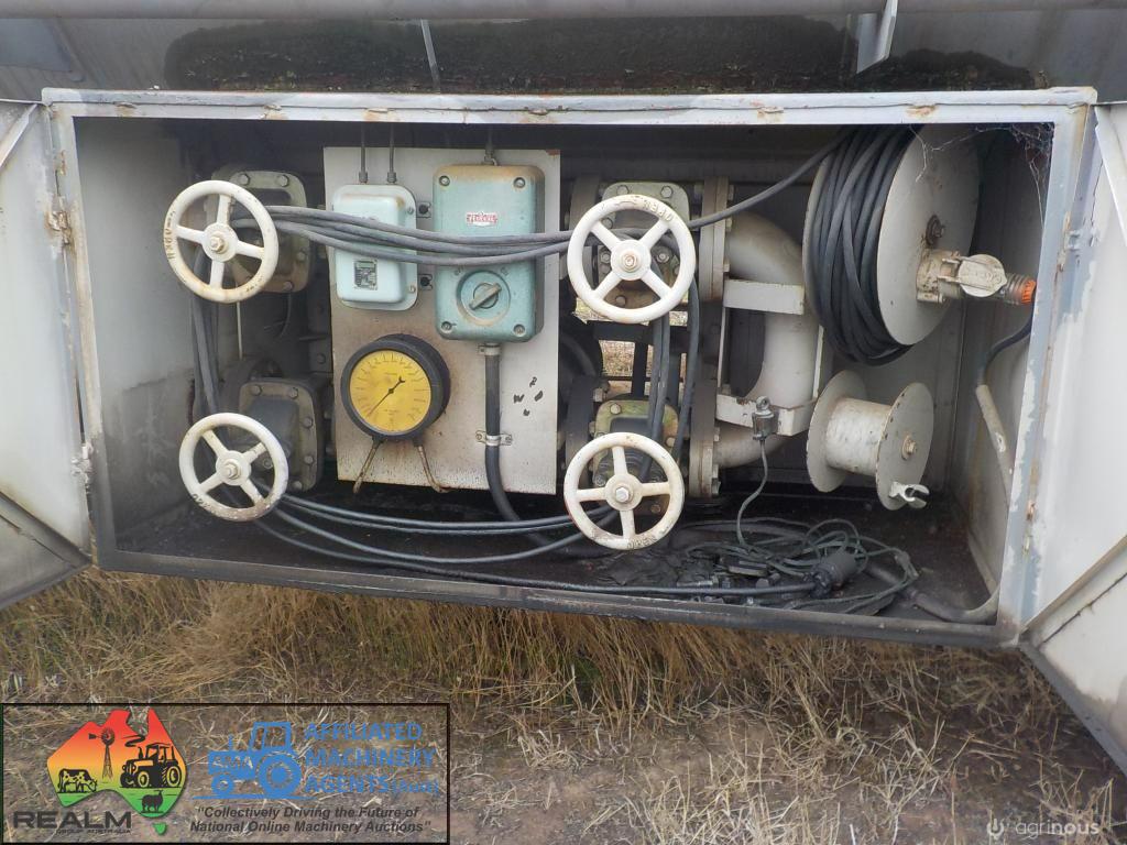 Steel Fuel Tanker Dog Trailer (D000437)