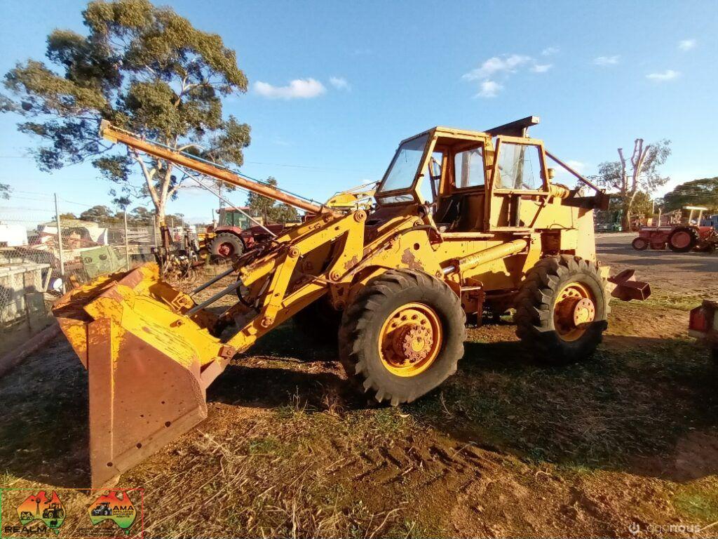 Case W10E Loader - photo 13