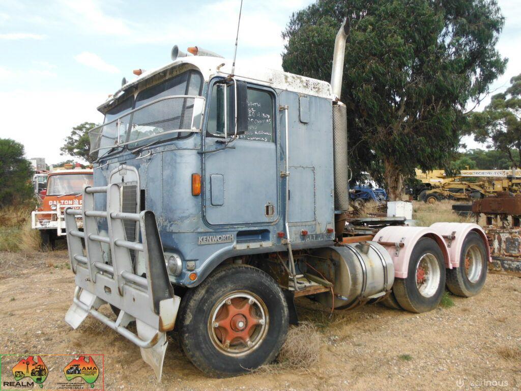 1975 Kenworth K125 Prime Mover - photo 3